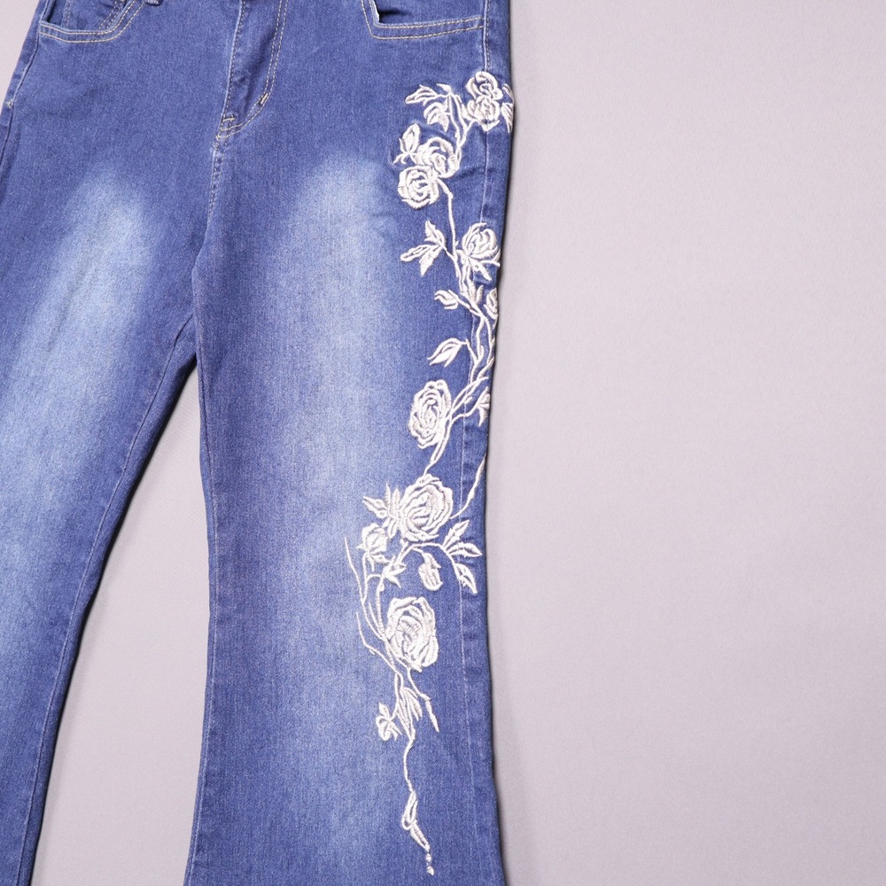 Floral Embroidered Bell Bottom Flare Jeans Medium Wash Blue Rose Denim L - Picture 4 of 8